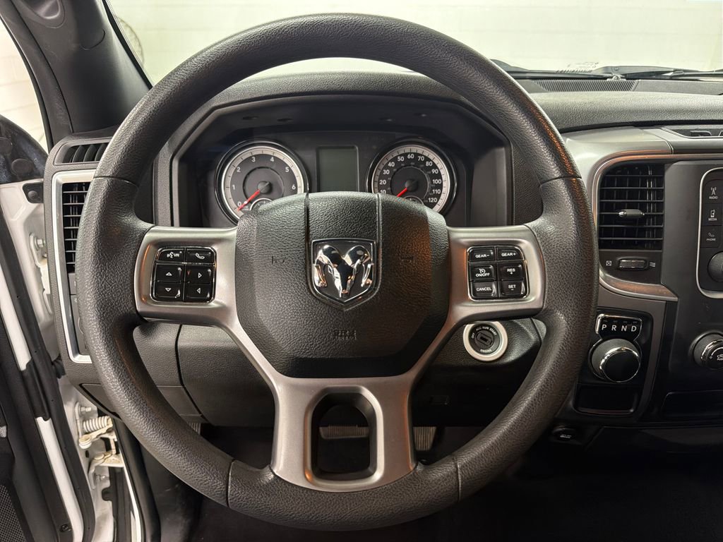 Used 2024 RAM 1500 Classic Warlock RWD image 18