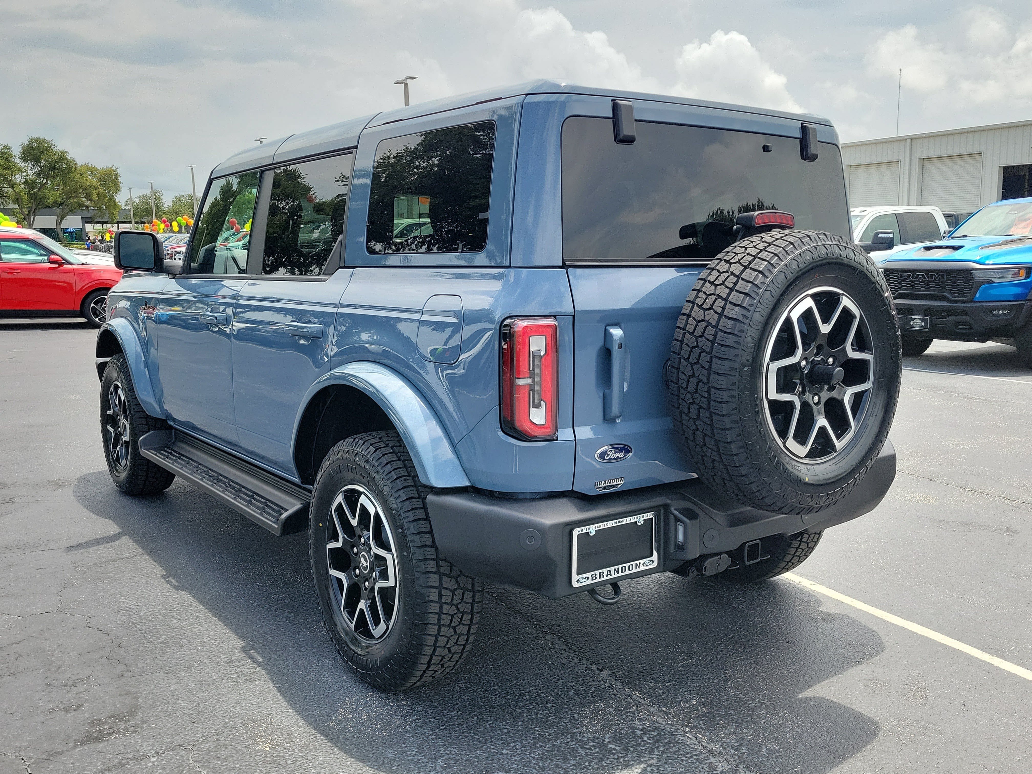 Certified 2025 Ford Bronco Outer Banks AWD/4WD image 7
