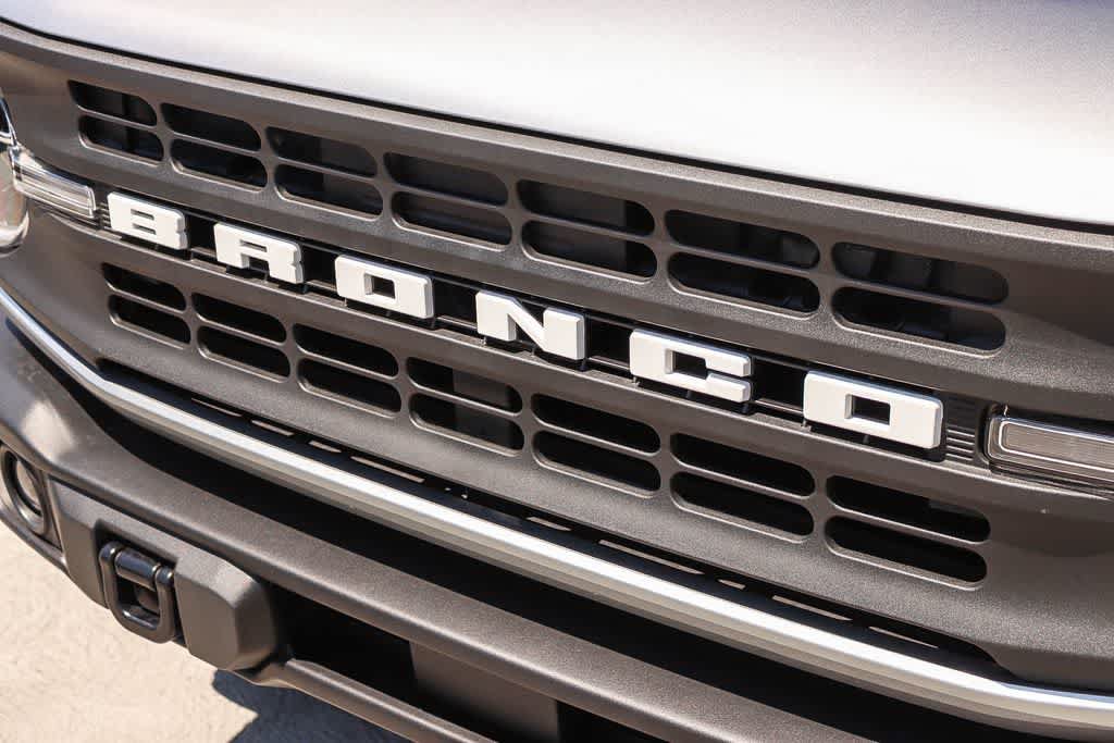 Certified 2024 Ford Bronco Black Diamond AWD/4WD image 8