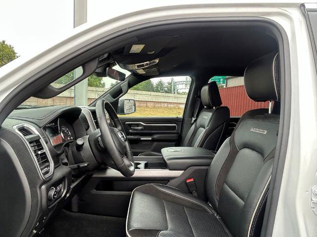 Used 2023 RAM 1500 Laramie AWD/4WD image 9