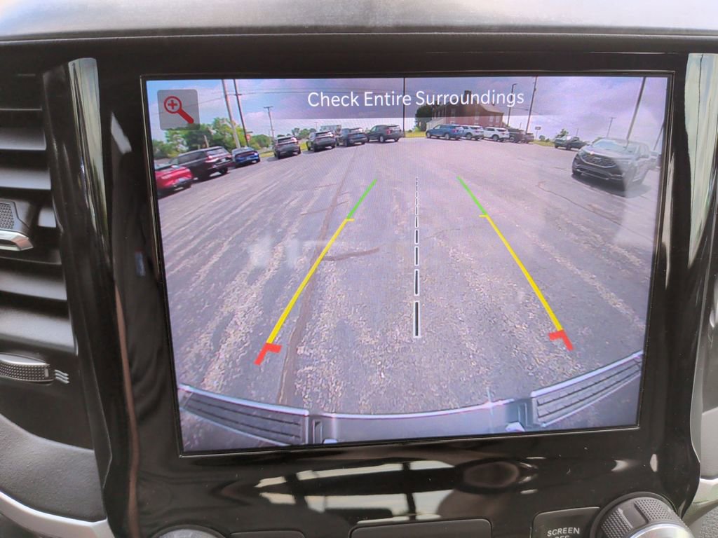 Used 2022 RAM 1500 Big Horn AWD/4WD image 14