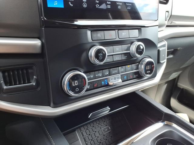 Certified 2024 Ford Expedition XLT AWD/4WD image 26