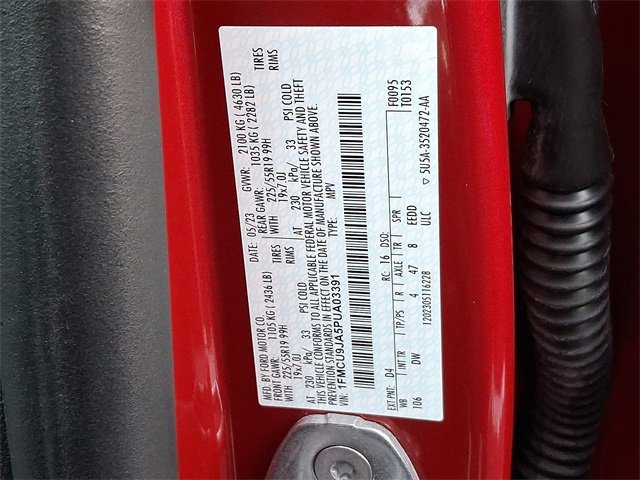 Certified 2023 Ford Escape Platinum w/ Premium Technology Package image 29