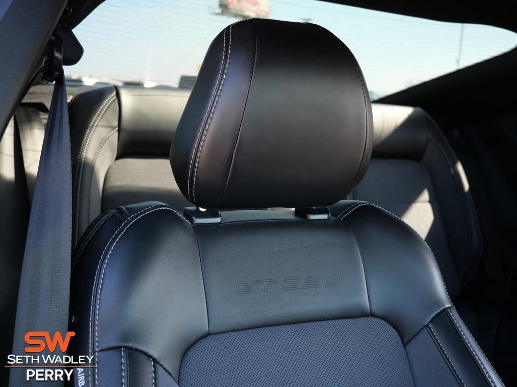 Certified 2020 Ford Mustang Shelby GT350 w/ Technology Package RWD image 18