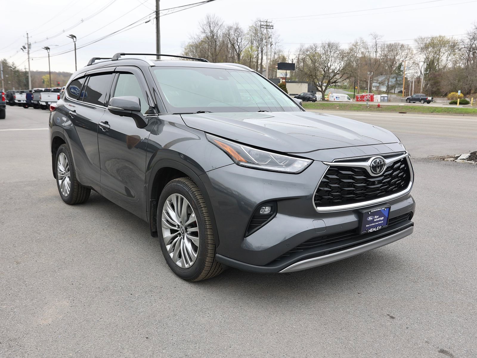 Used 2023 Toyota Highlander Platinum