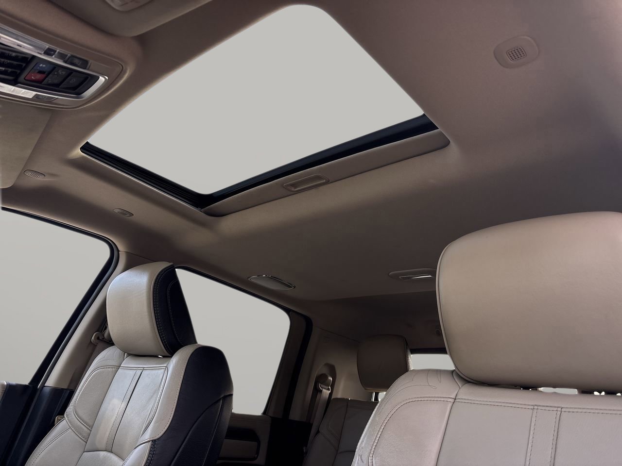 Used 2022 RAM 3500 Limited image 25