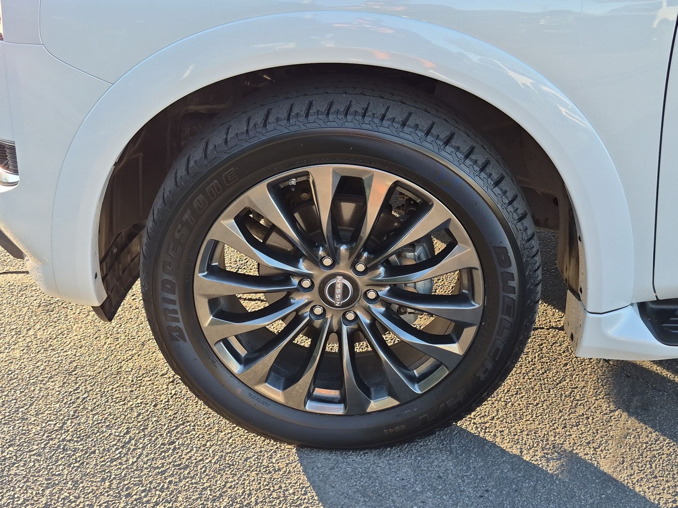 Used 2023 Nissan Armada Platinum w/ Captain's Chairs Package AWD/4WD image 14