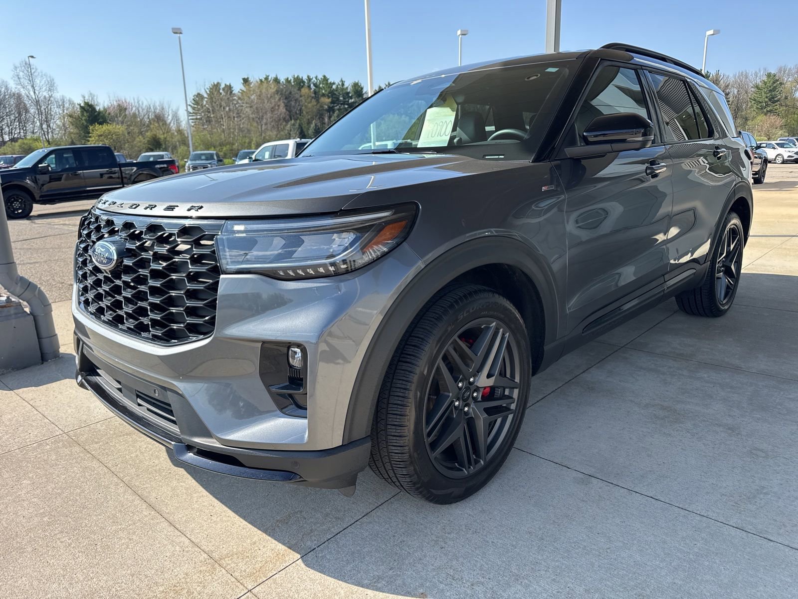 Certified 2025 Ford Explorer ST-Line w/ Premium Package image 10