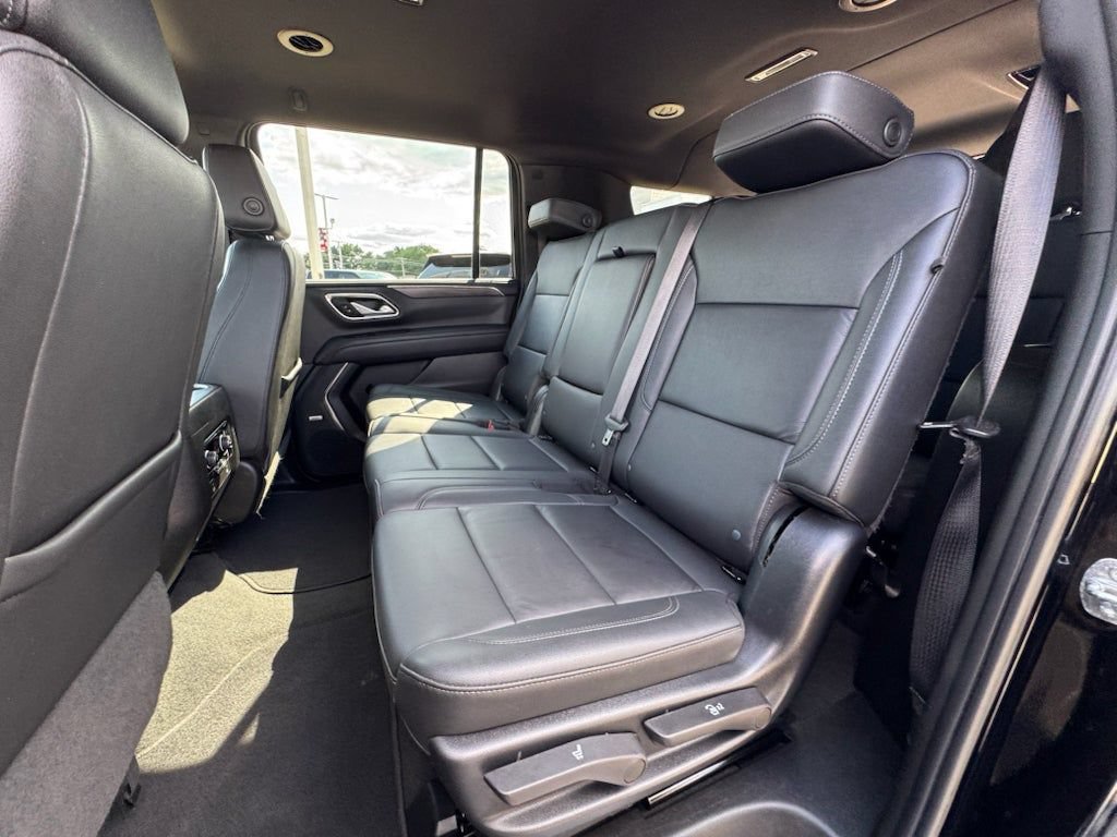 Used 2022 Chevrolet Suburban Z71 AWD/4WD image 25