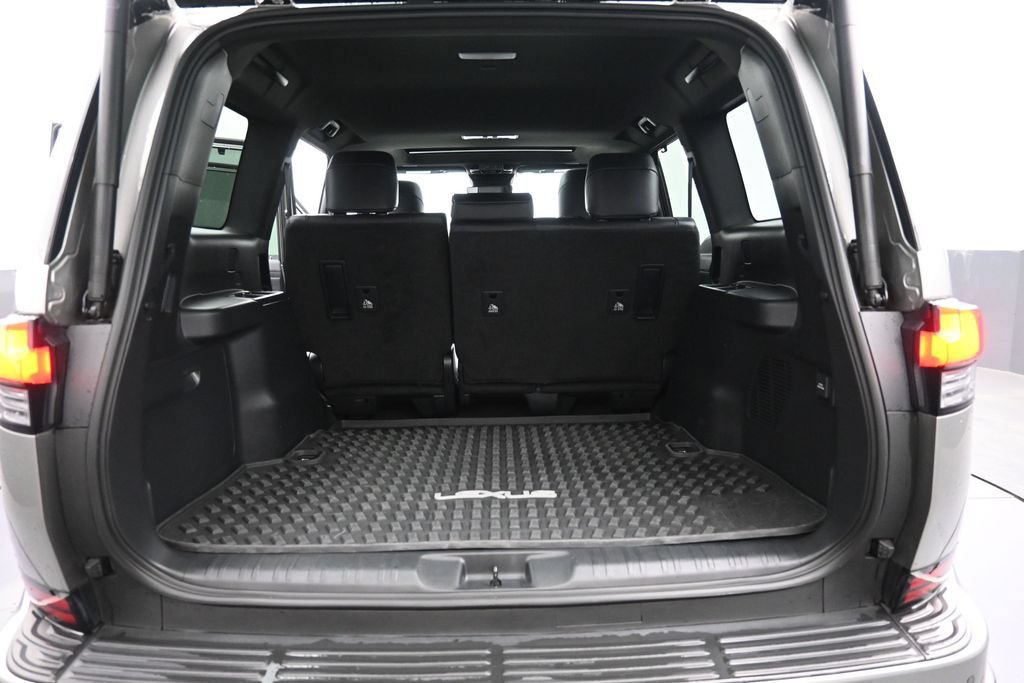 Used 2024 Lexus GX 550 AWD/4WD image 23