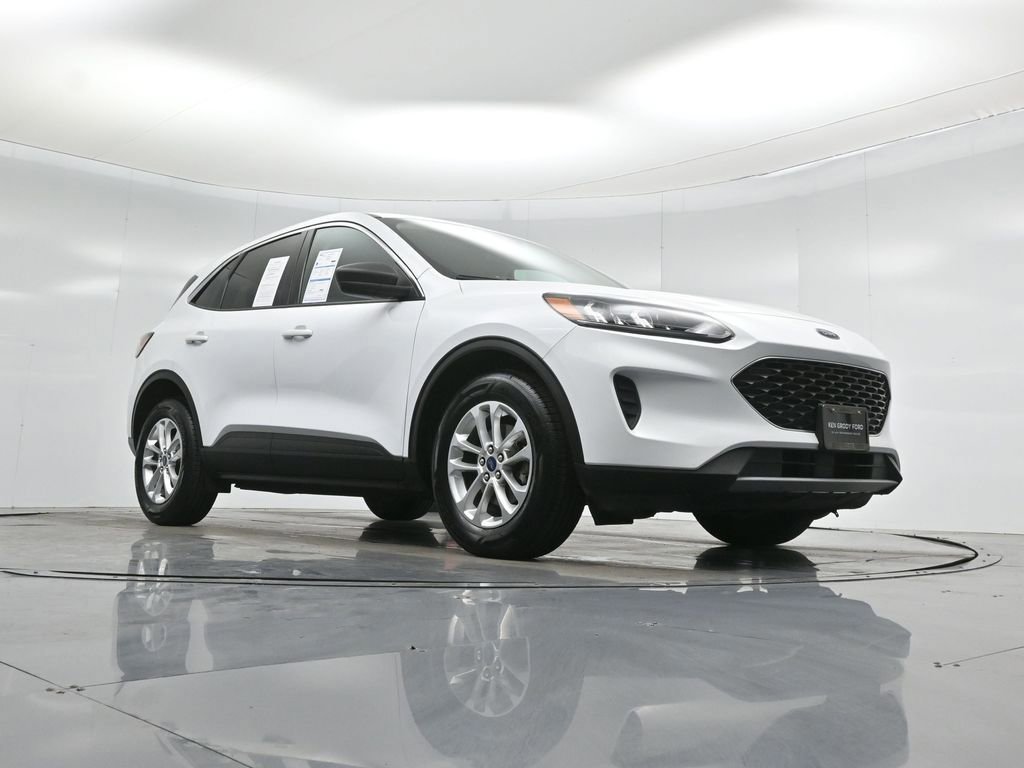 Certified 2022 Ford Escape SE image 5