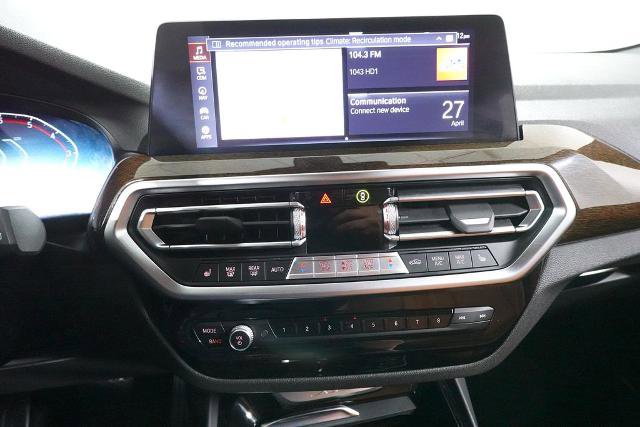 Used 2023 BMW X3 xDrive30i AWD/4WD image 14