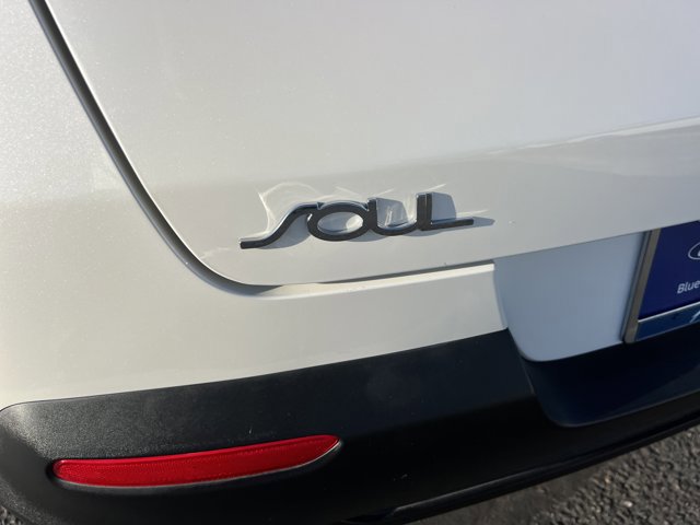 Used 2021 Kia Soul S FWD image 18