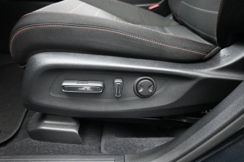 Used 2023 Honda CR-V Sport image 9