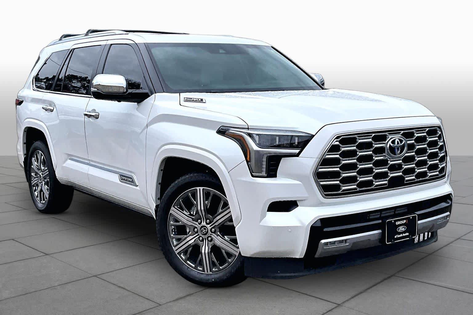 Used 2024 Toyota Sequoia Capstone AWD/4WD image 3