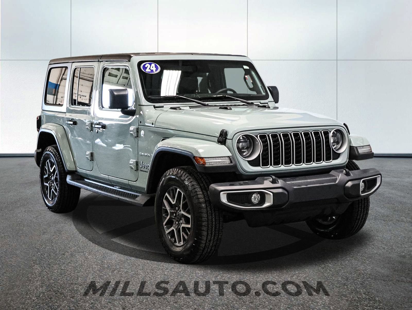 Used 2024 Jeep Wrangler Sahara image 2