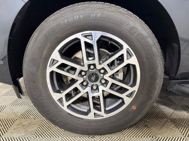 Certified 2025 Ford Expedition Max Active image 10