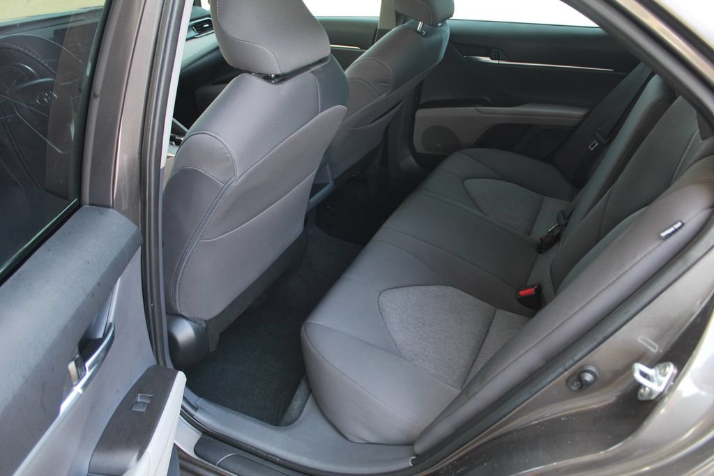 Used 2023 Toyota Camry LE FWD image 30
