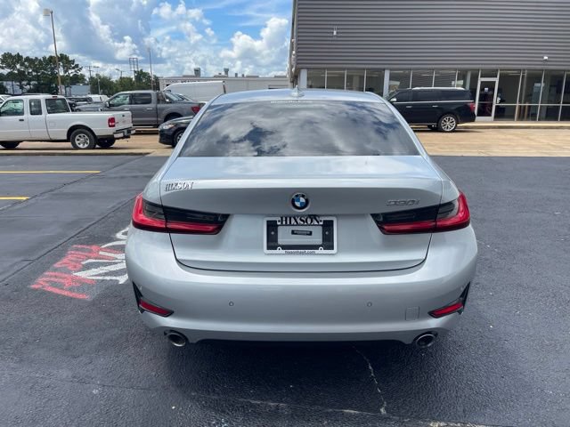 Used 2021 BMW 330i Sedan w/ Premium Package RWD image 6