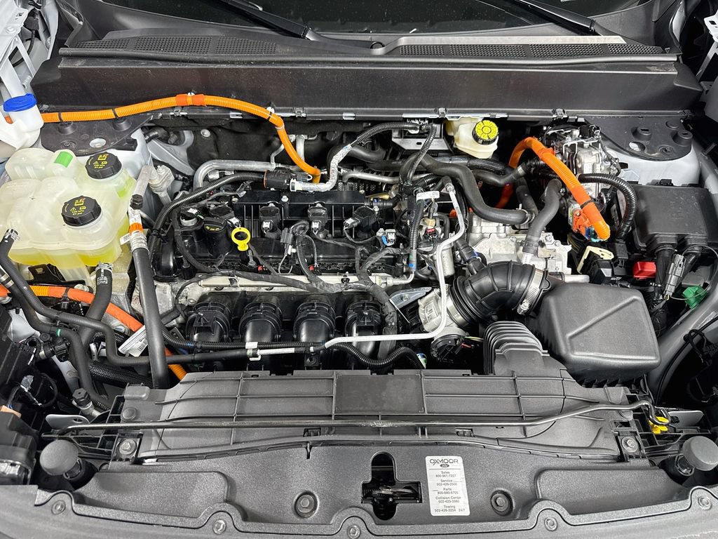 Certified 2025 Ford Maverick XL FWD image 28