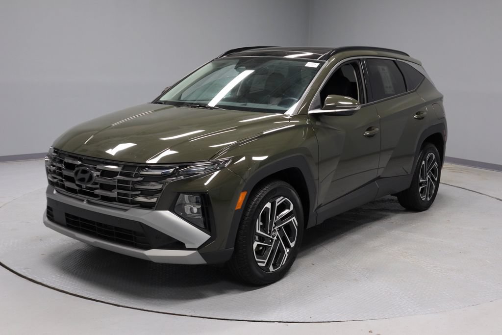 Used 2025 Hyundai Tucson Limited AWD/4WD image 8