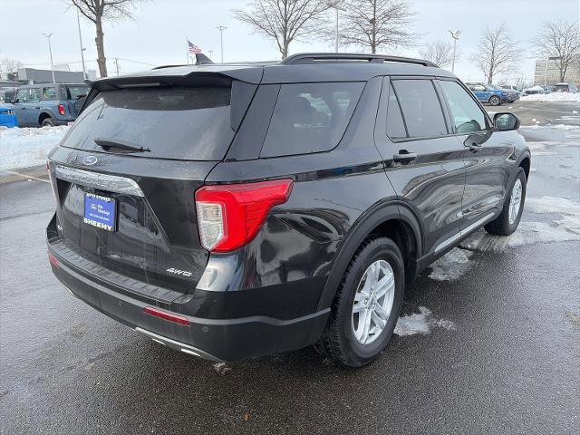 Certified 2022 Ford Explorer XLT w/ Equipment Group 202A image 5