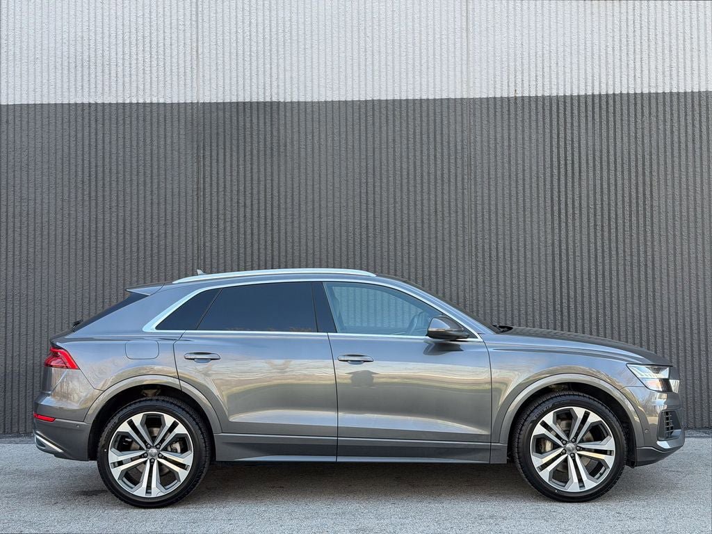 Used 2019 Audi Q8 Prestige w/ Towing Package AWD/4WD image 2