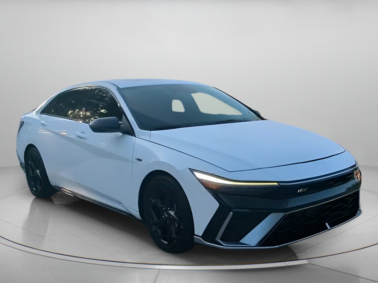 Used 2024 Hyundai Elantra N Line FWD image 2