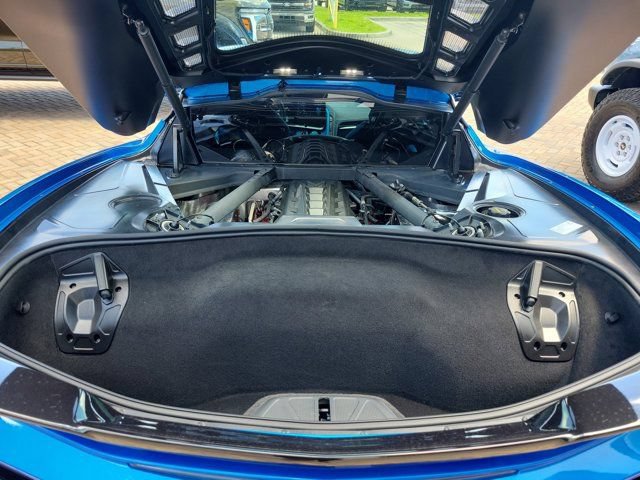Used 2024 Chevrolet Corvette Stingray Premium Cpe w/ Z51 Performance Package RWD image 7