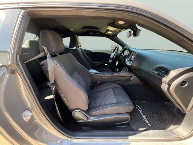 Used 2019 Dodge Challenger SXT RWD image 18