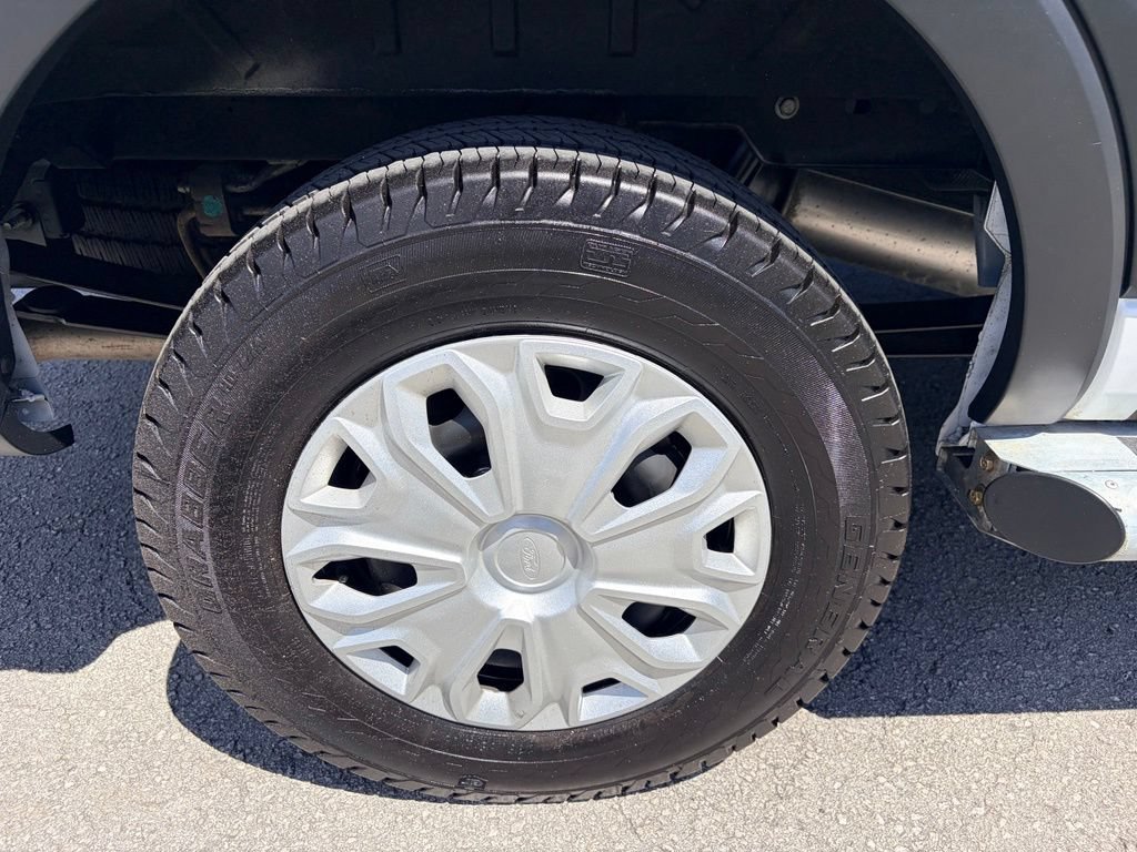 Certified 2025 Ford Transit 250 Low Roof w/ Exterior Upgrade Package RWD image 27