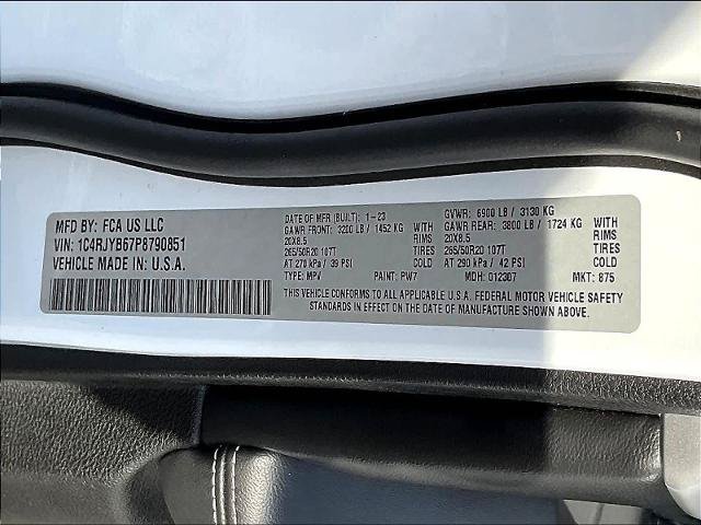 Used 2023 Jeep Grand Cherokee 4WD 4xe w/ Luxury Tech Group II image 21