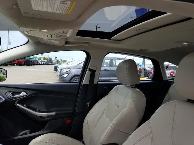 Certified 2018 Ford Focus Titanium FWD image 14