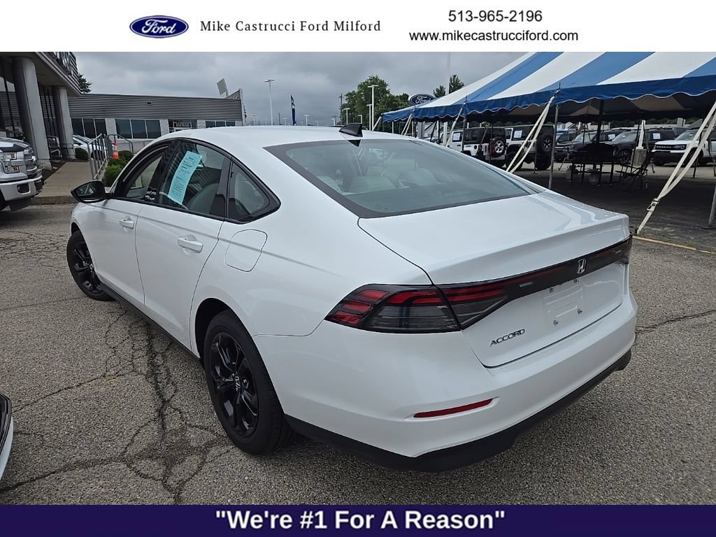 Used 2025 Honda Accord SE image 6