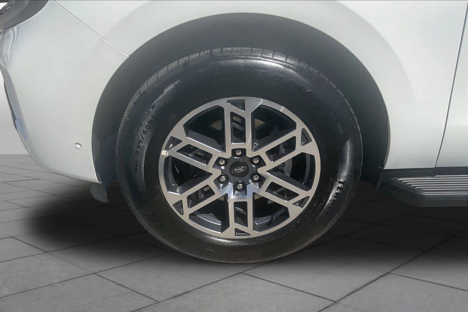 Certified 2025 Ford Expedition Active RWD image 11
