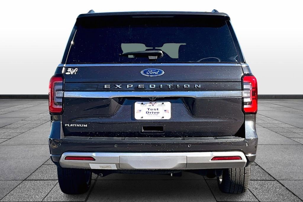 Certified 2024 Ford Expedition Platinum image 4