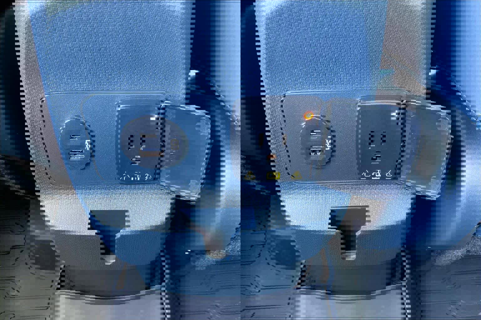 Certified 2024 Ford Maverick Lariat image 30