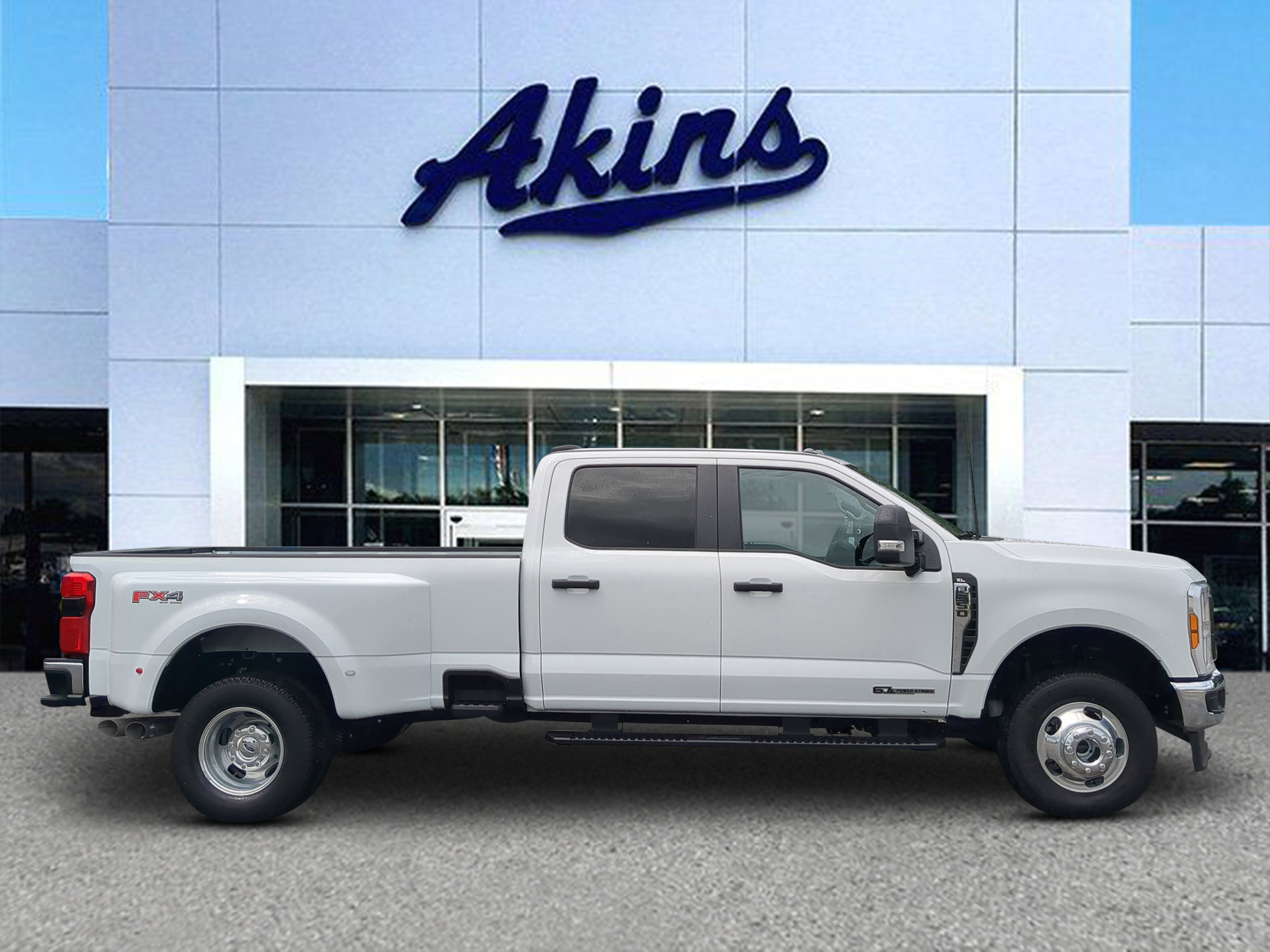 Certified 2025 Ford F350 XL w/ 360-Degree Camera Package