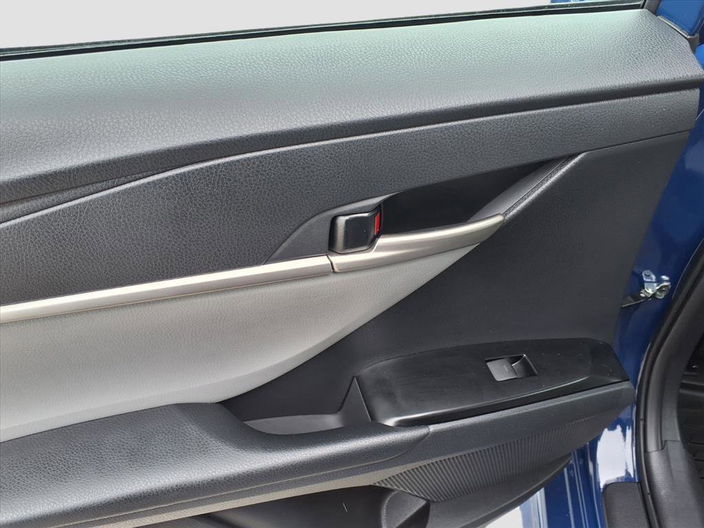 Used 2025 Toyota Camry Hybrid image 8