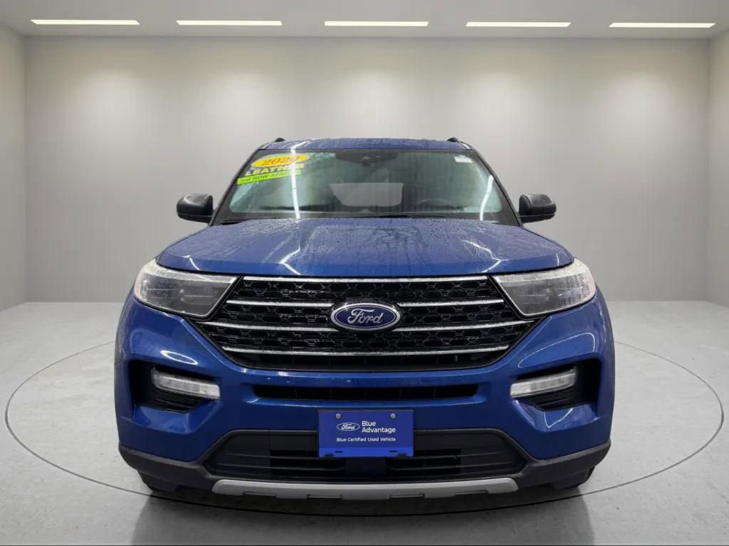 Certified 2020 Ford Explorer XLT w/ Equipment Group 202A AWD/4WD image 2