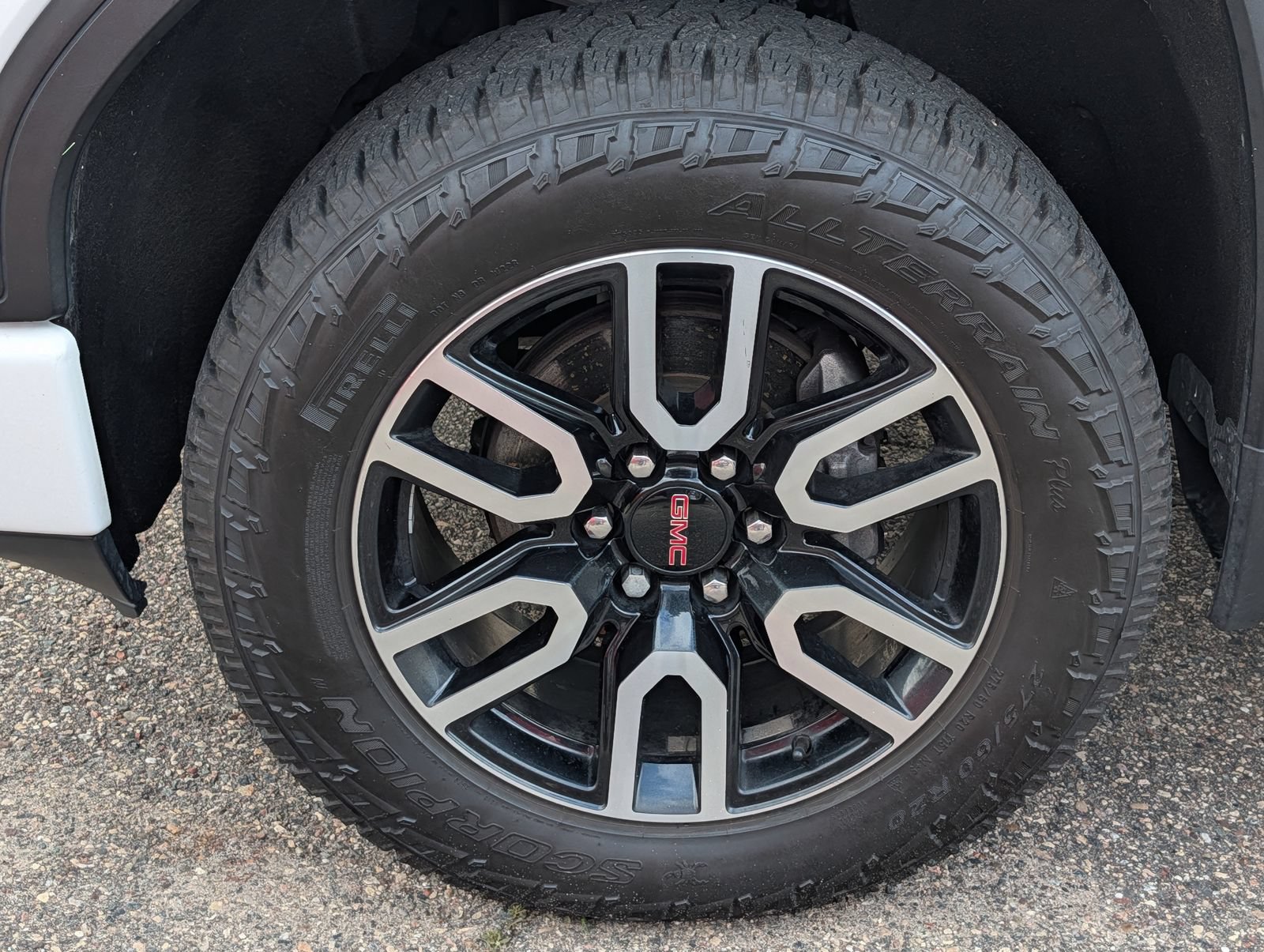 Used 2019 GMC Sierra 1500 AT4 w/ AT4 Premium Package AWD/4WD image 12