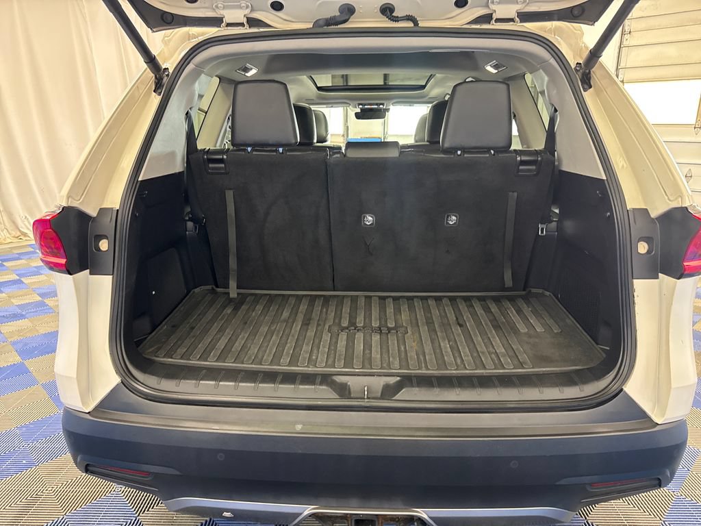 Used 2024 Toyota Grand Highlander AWD image 27