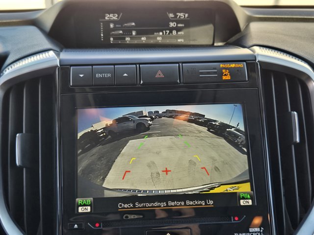 Used 2022 Subaru Ascent Limited w/ Technology Package image 16