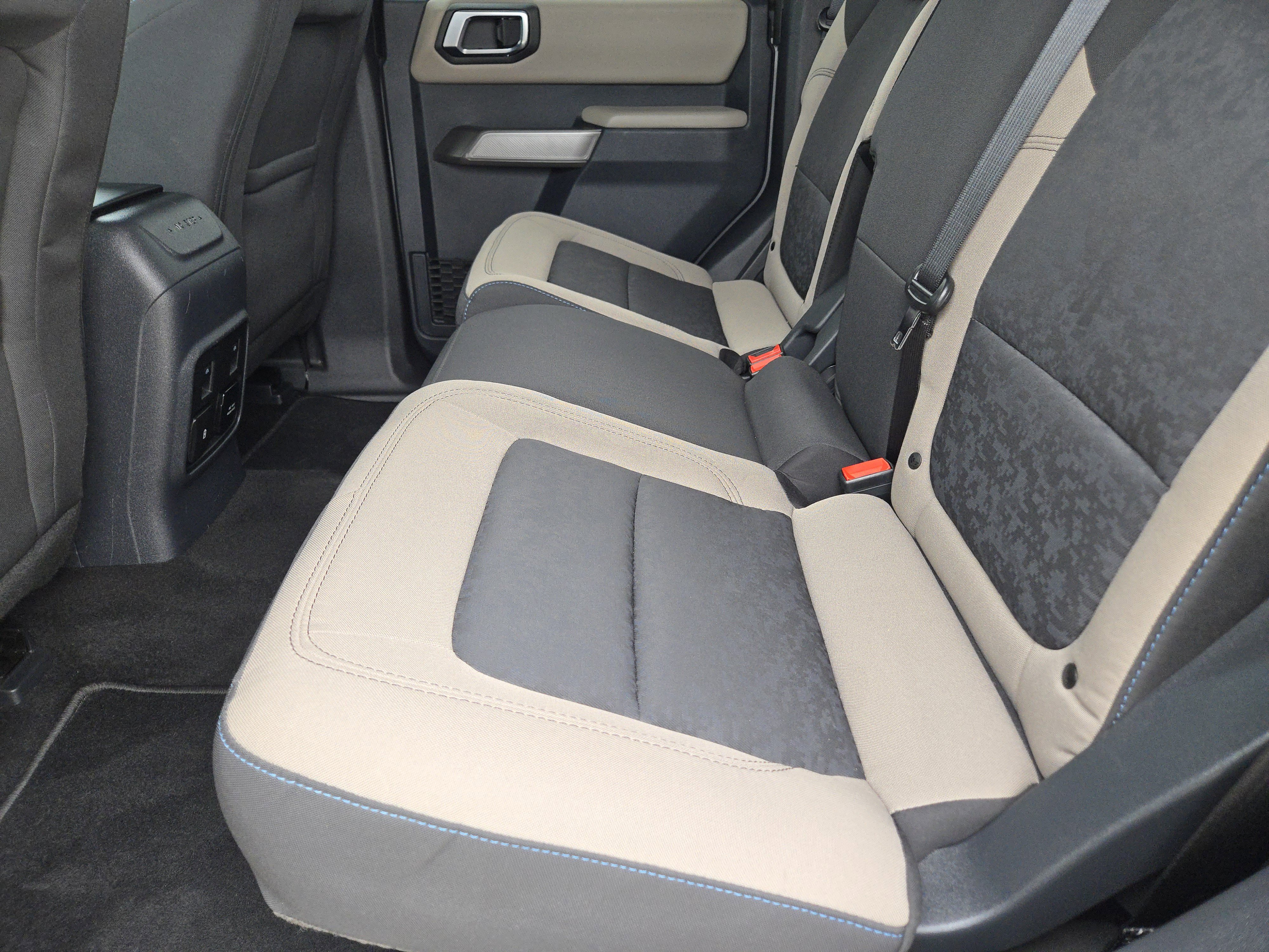 Certified 2023 Ford Bronco Wildtrak AWD/4WD image 28