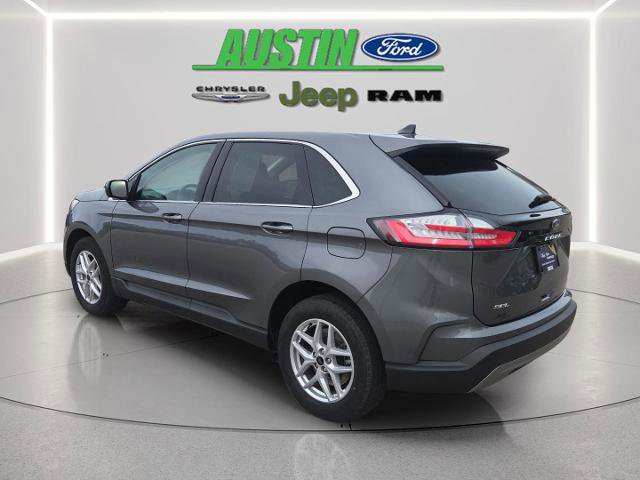 Certified 2024 Ford Edge SEL w/ Convenience Package AWD/4WD image 3