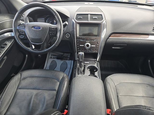Certified 2018 Ford Explorer Limited w/ Equipment Group 301A AWD/4WD image 24
