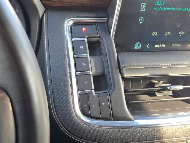 Used 2024 Chevrolet Suburban Premier image 26