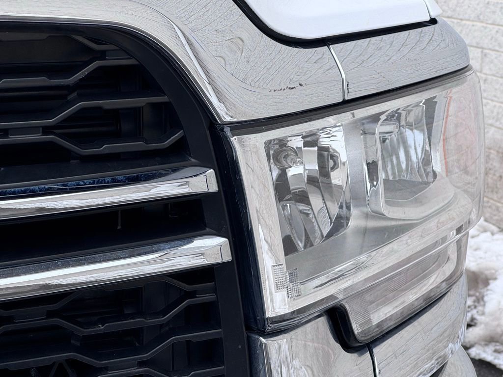 Used 2022 RAM 3500 Tradesman image 11