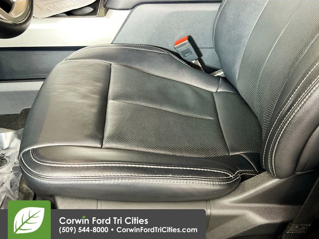 Certified 2022 Ford F250 Lariat w/ Lariat Value Package image 23