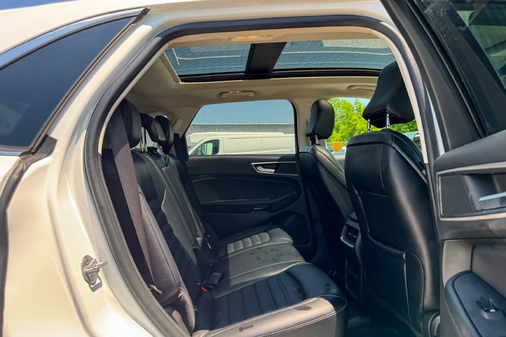 Certified 2023 Ford Edge SEL w/ Convenience Package AWD/4WD image 17